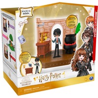 Spin Master Wizarding World, Classe di Pozioni con bambola esclusiva Harry Potter e accessori - dai 5 anni, Gioco figura Wizarding World , Classe di Pozioni con bambola esclusiva Harry Potter e accessori - dai 5 anni, Azione/Avventura, 5 anno/i, Multicolore